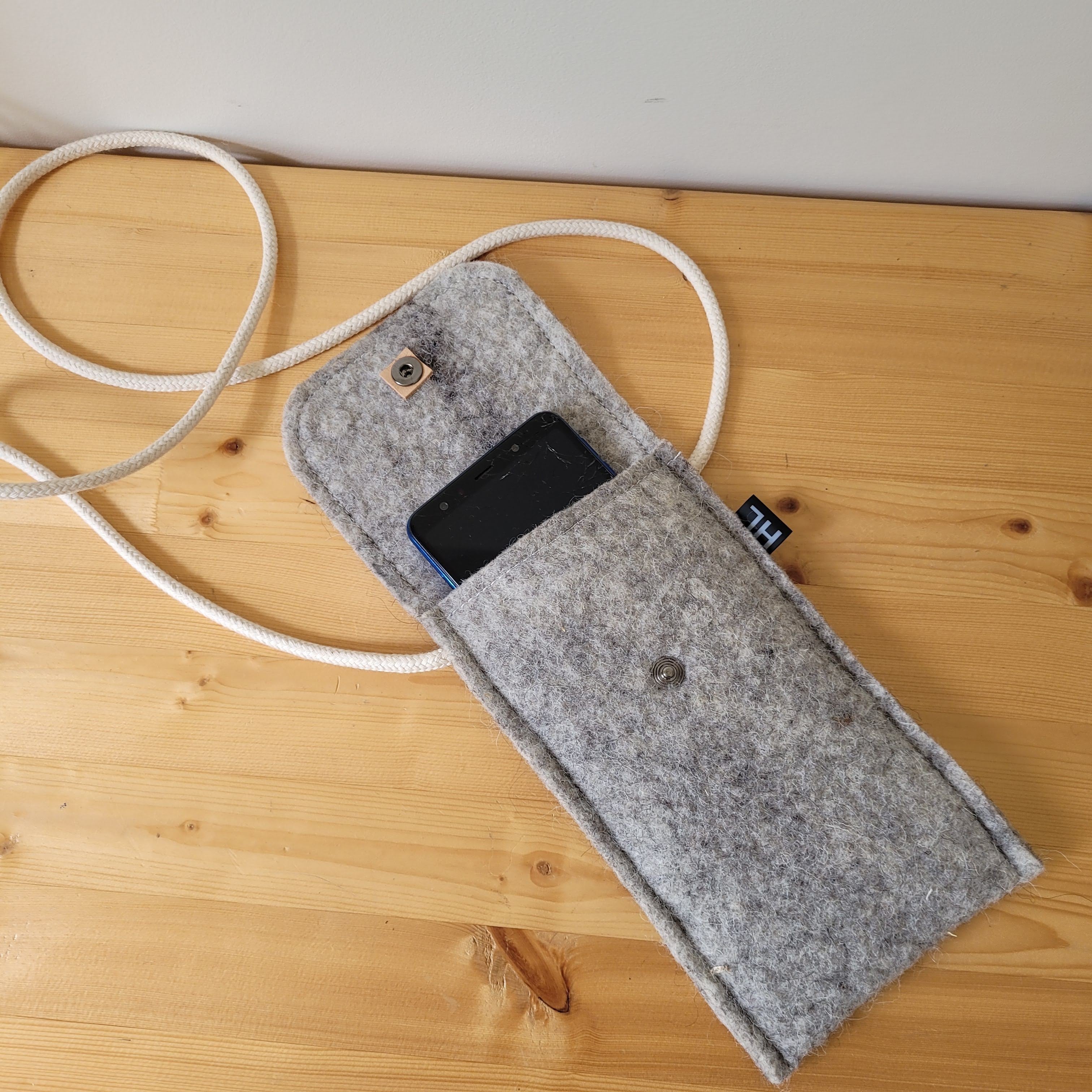 Pochette de téléphone Rolande