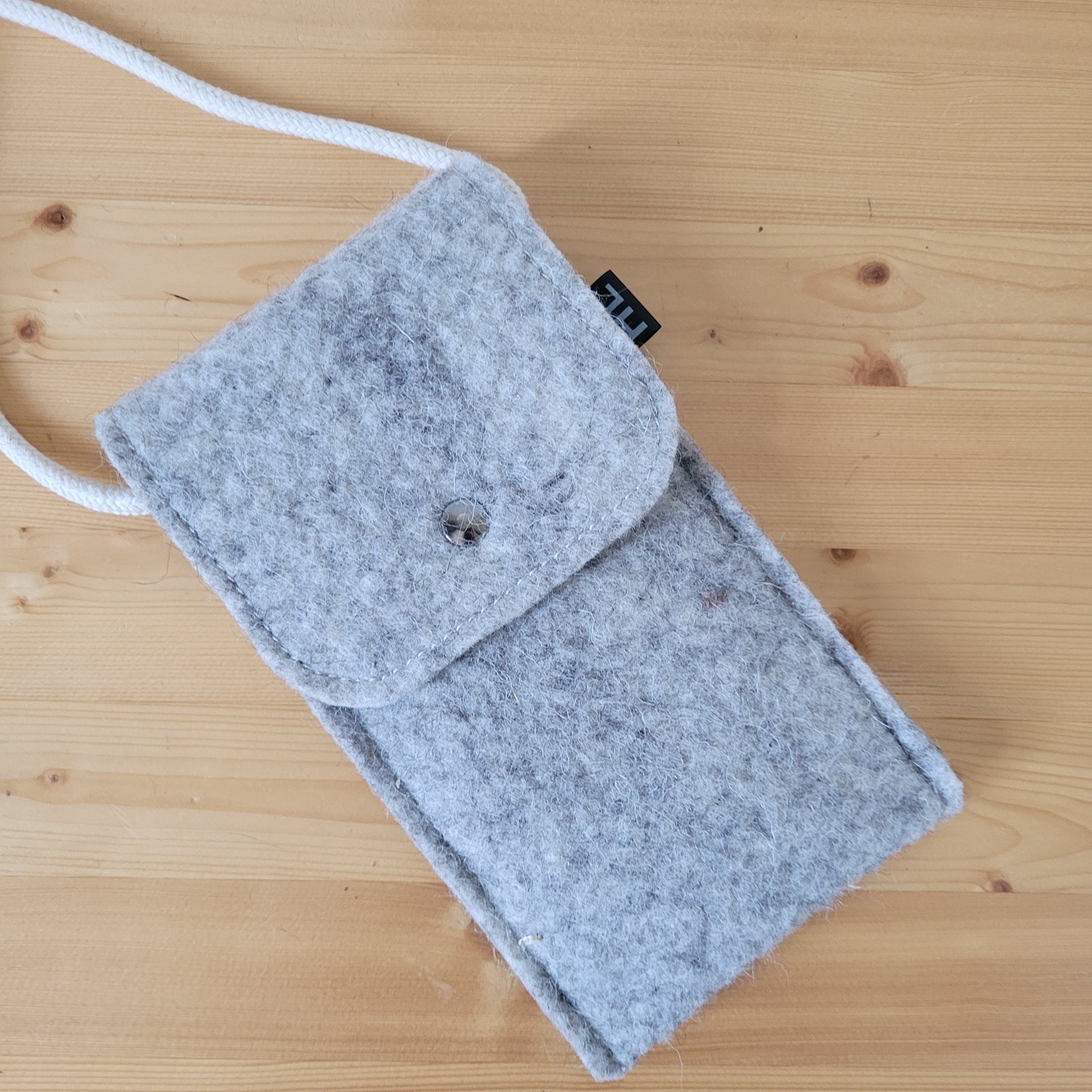 Pochette de téléphone Rolande