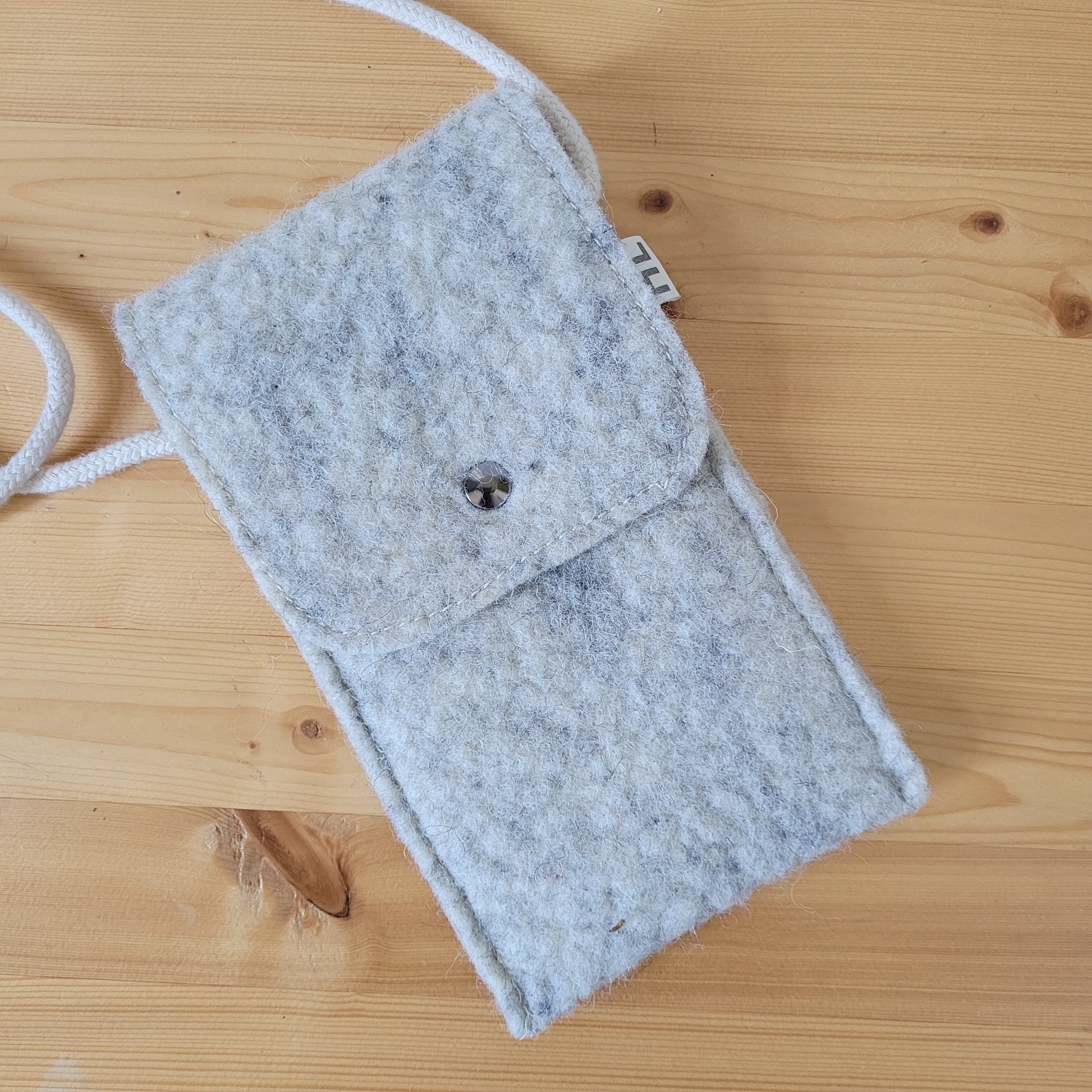 Pochette de téléphone Rolande