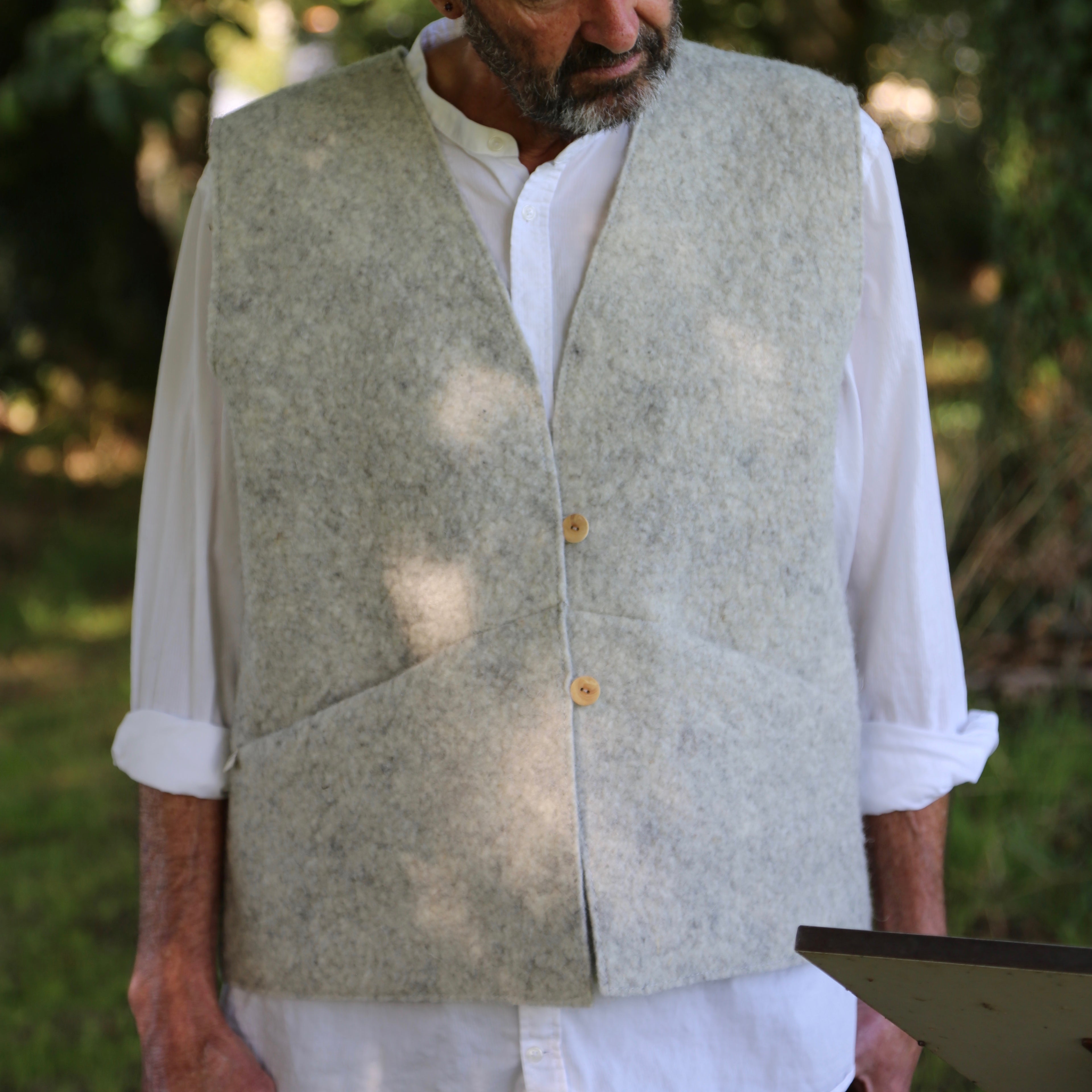 Gilet de berger Michel /modèle homme / coloris gris clair