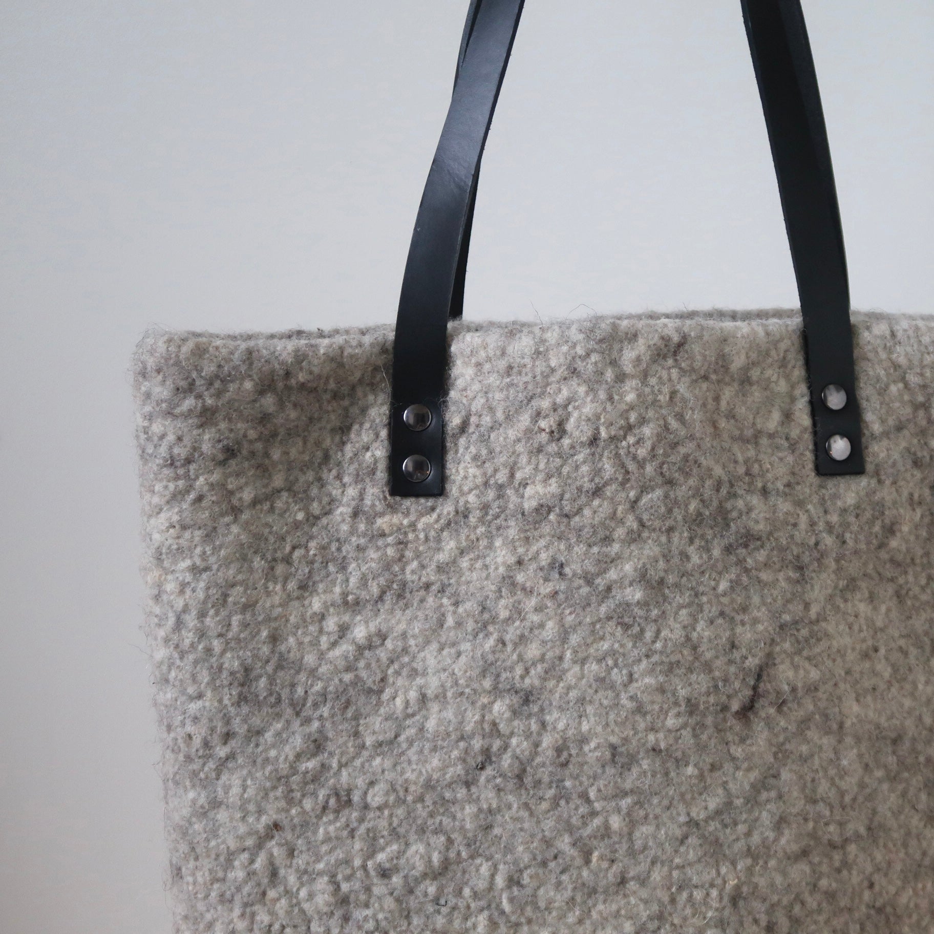 Sac cabas haut en feutre de laine