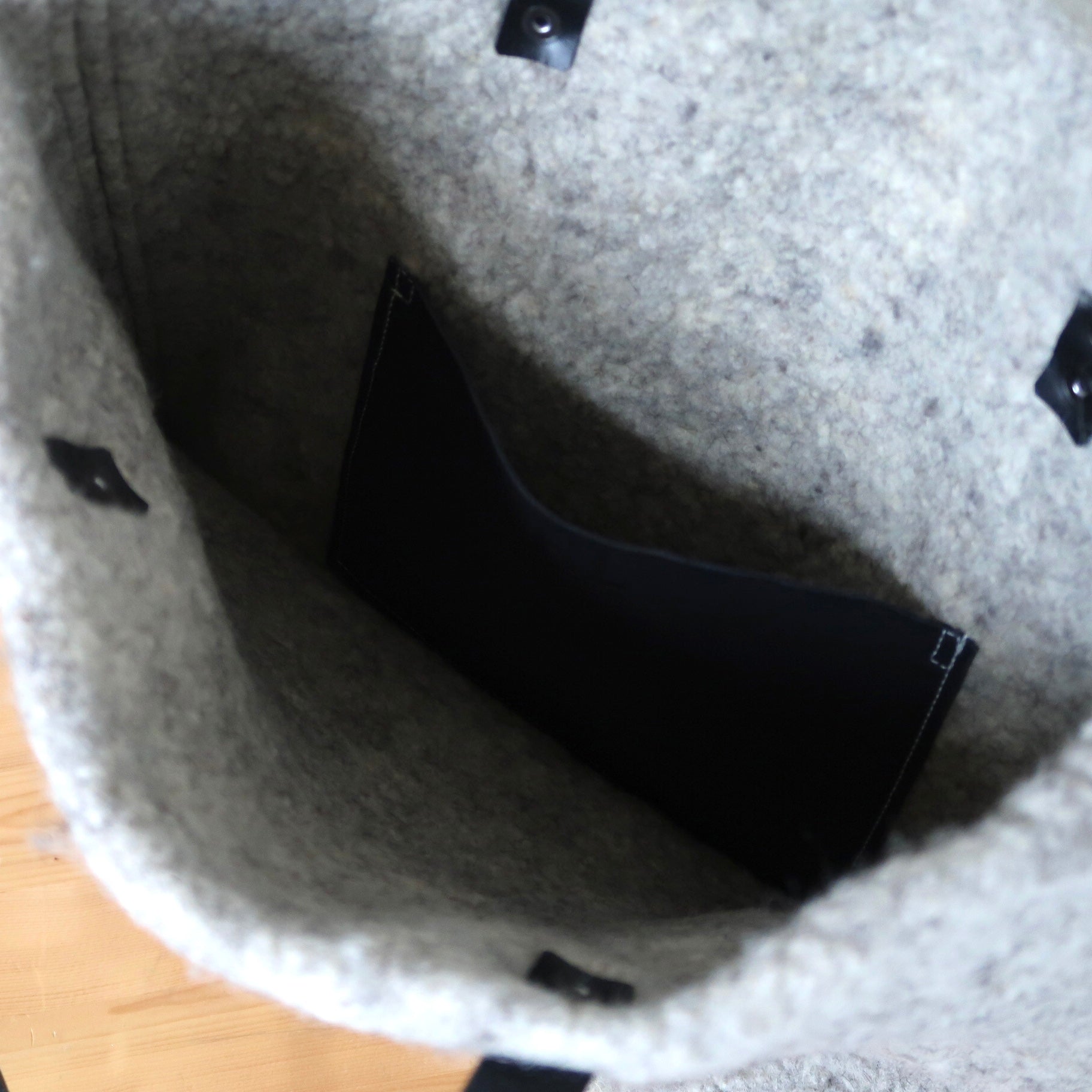Sac cabas haut en feutre de laine