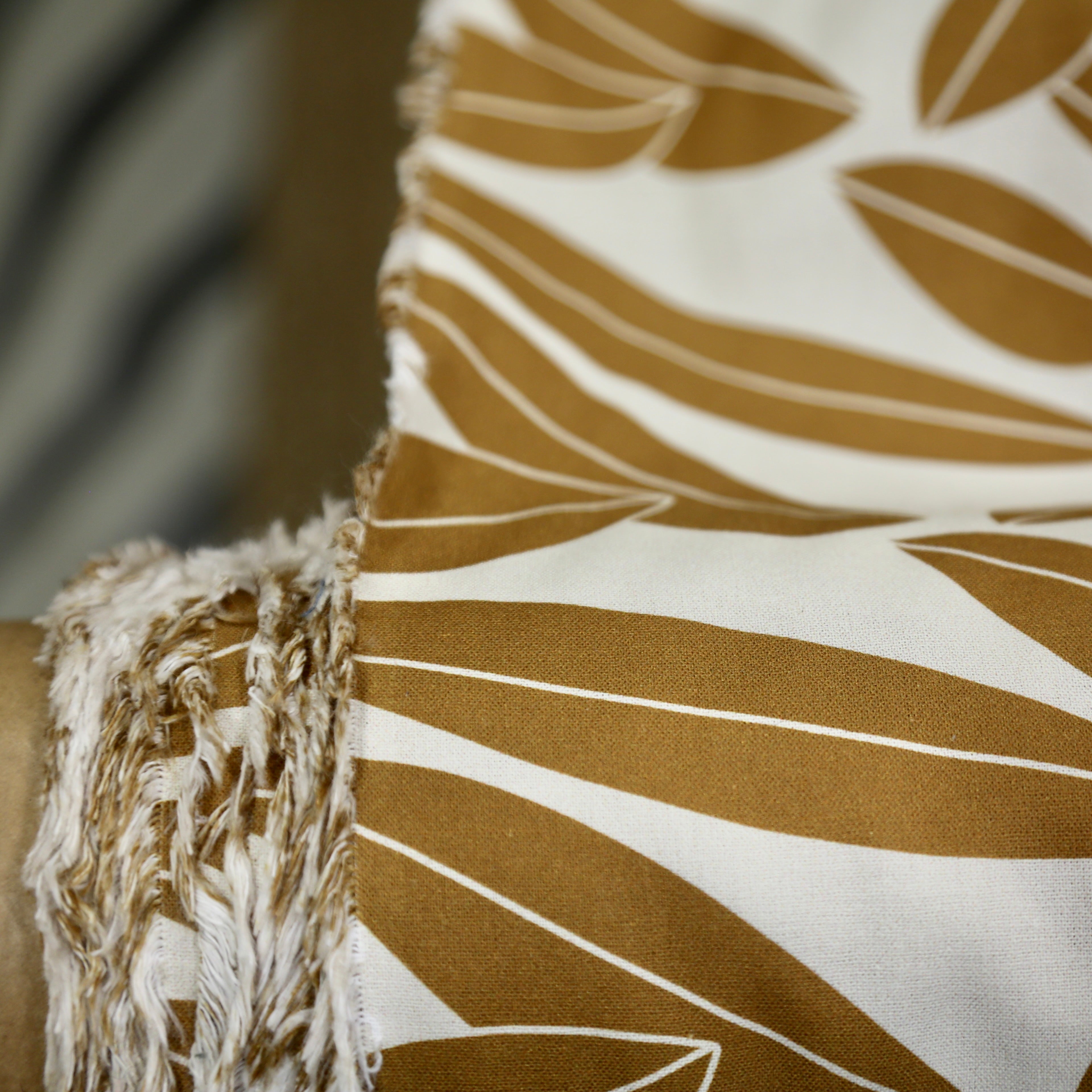 Tissu Cretonne, Feuilles camel