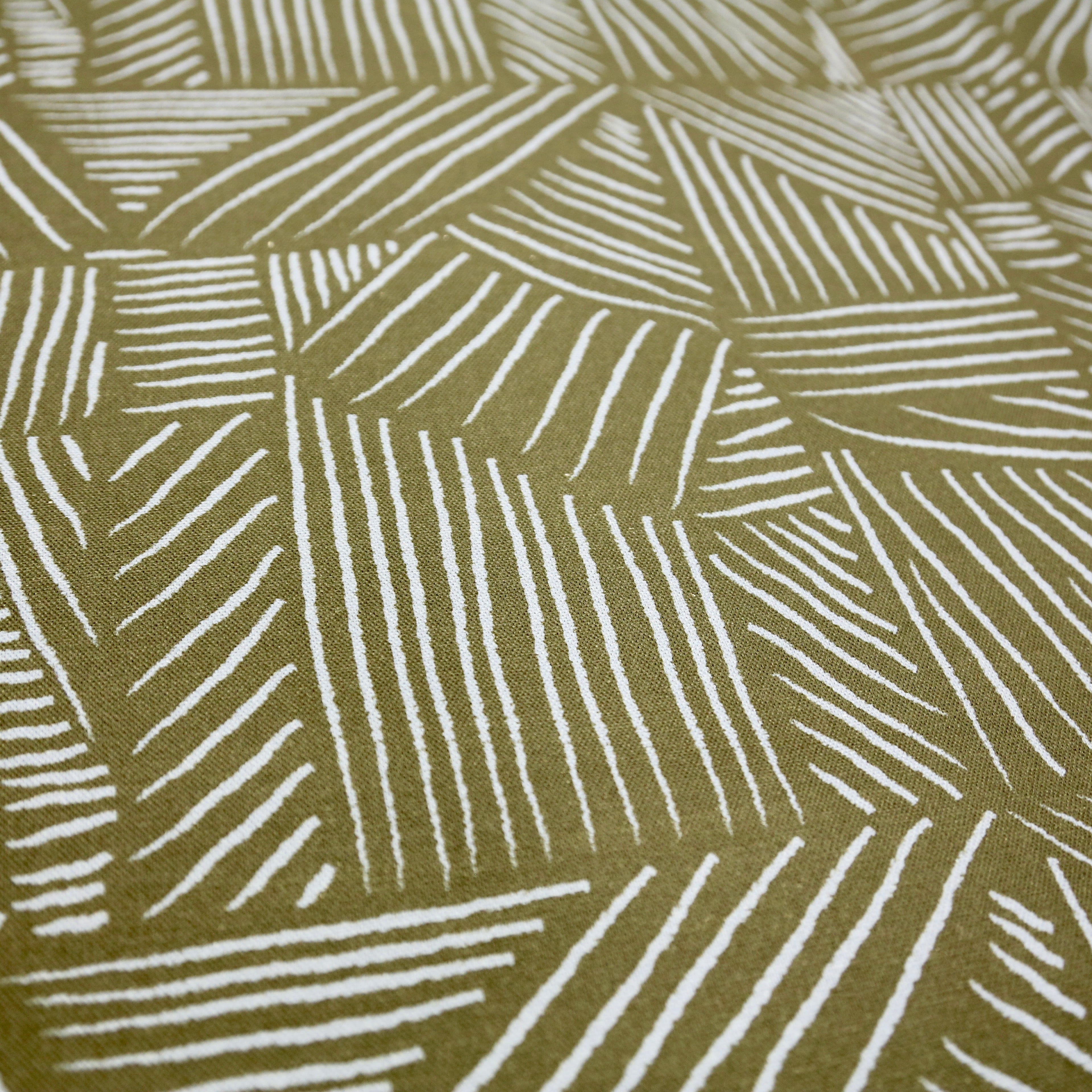 Tissu demi-natté, Champs fond kaki traits bleus