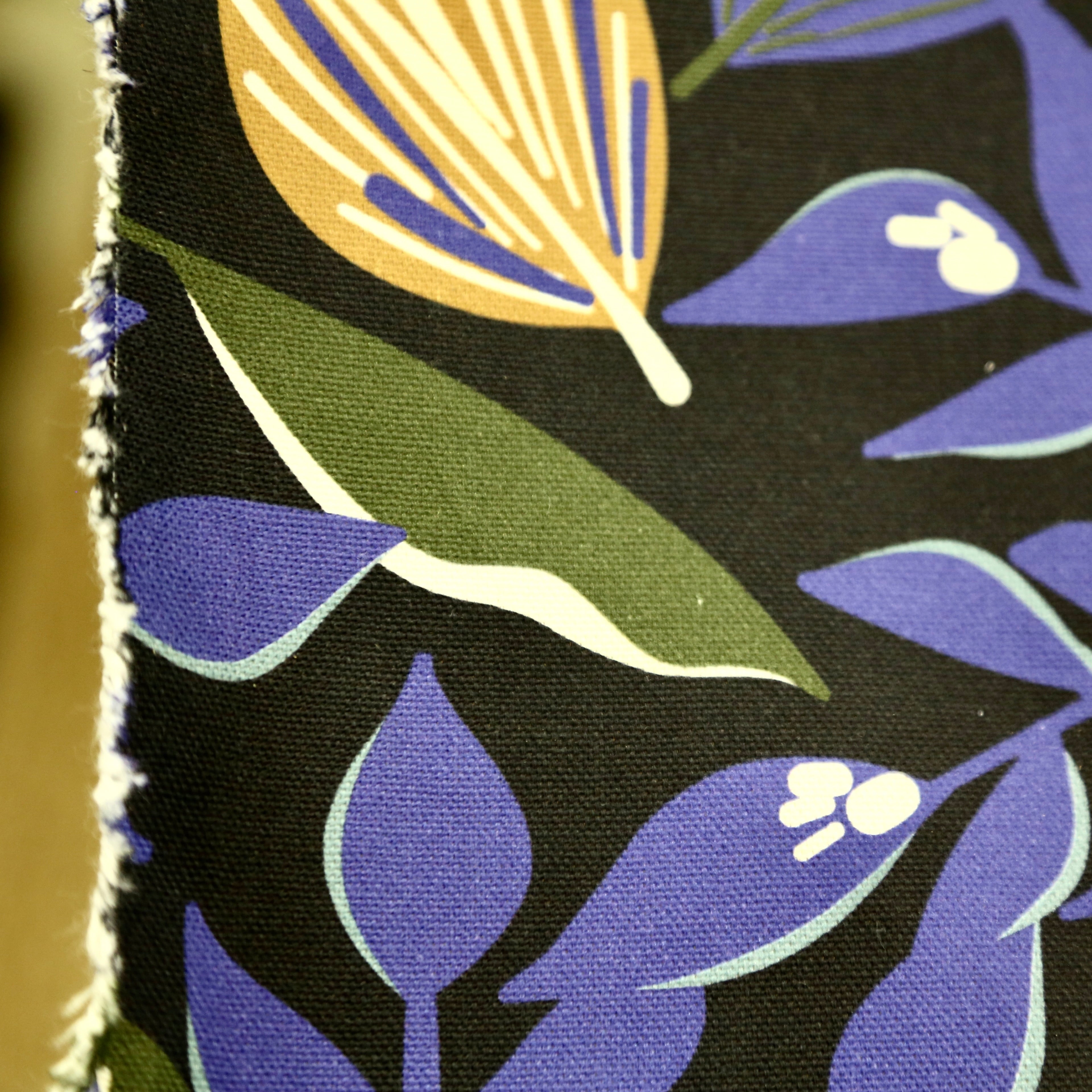 Tissu demi-natté, Tiger