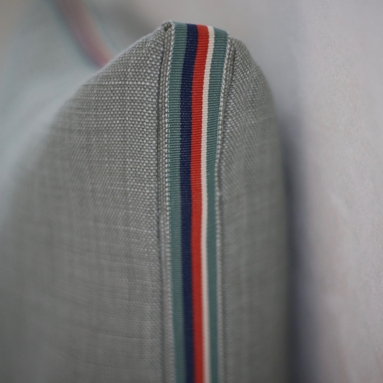 Coussins en lin, déhoussables, intérieur microfibres recyclées - Format 45 x 45cm