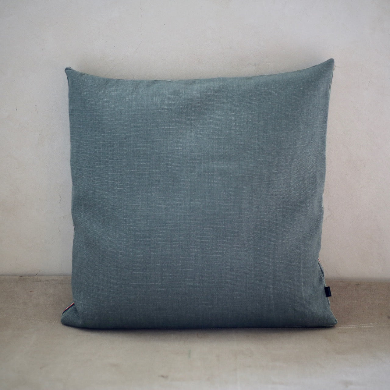 Coussins en lin, déhoussables, intérieur microfibres recyclées - Format 45 x 45cm