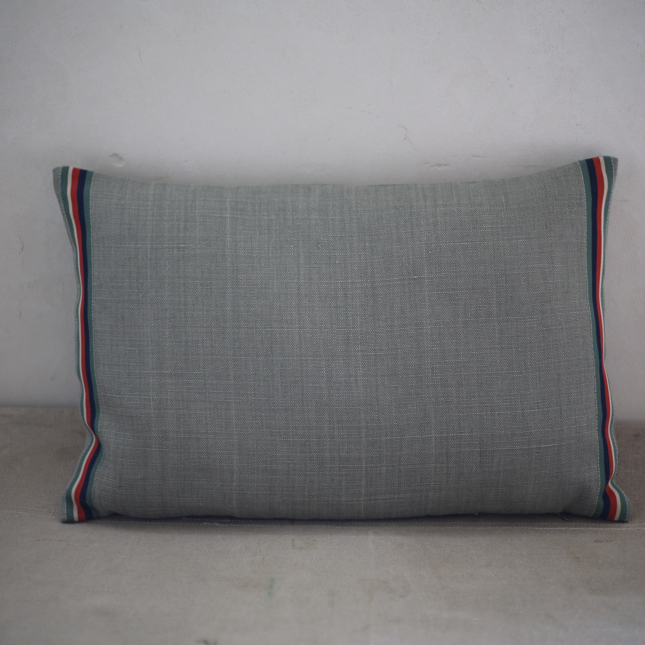 Coussins en lin, déhoussables, intérieur plumes - Format 30 x 50cm