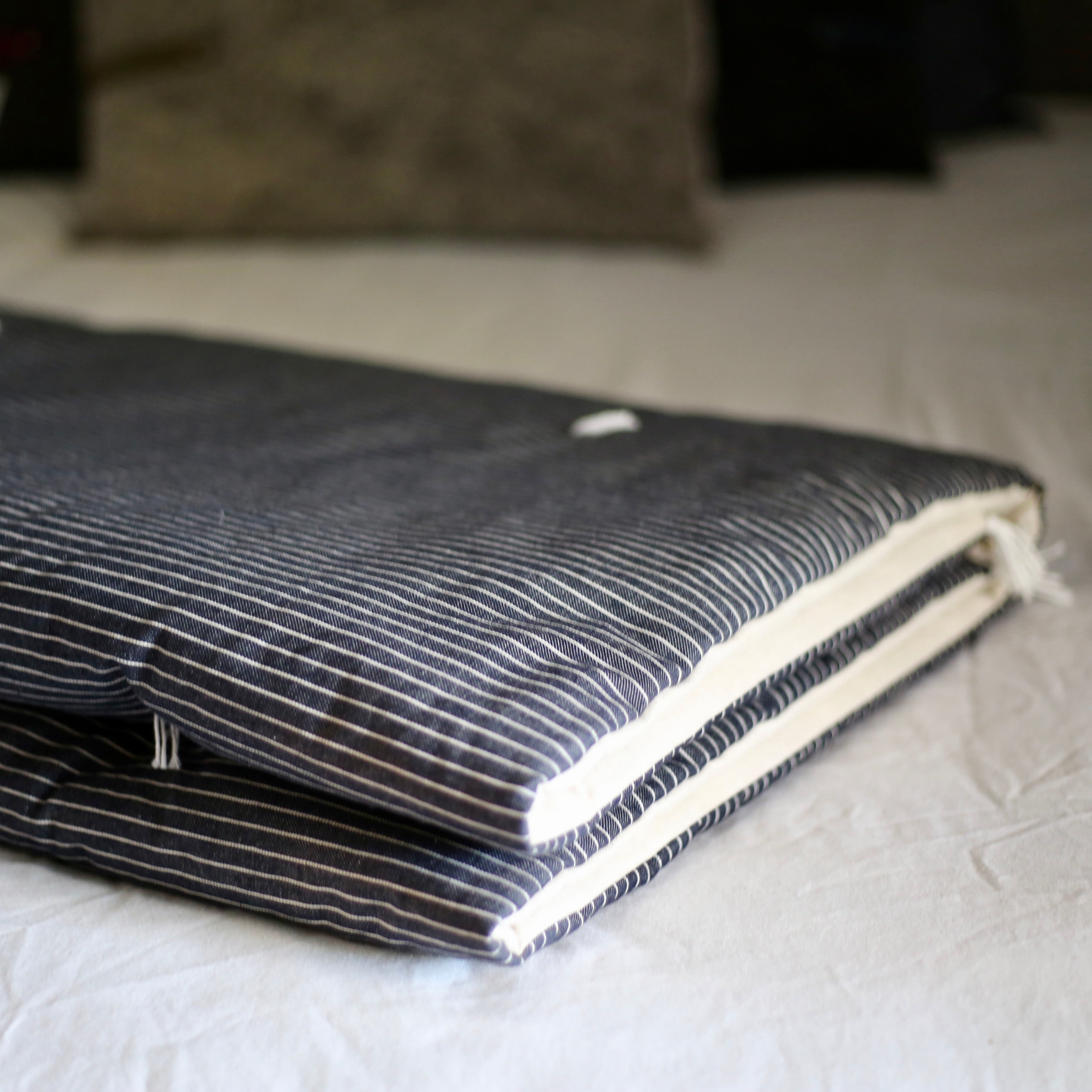 Courtepointe en jean, doublée métis de lin et coton