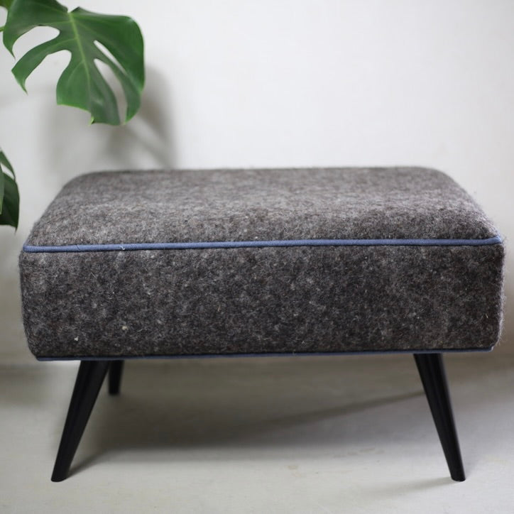 Poufs