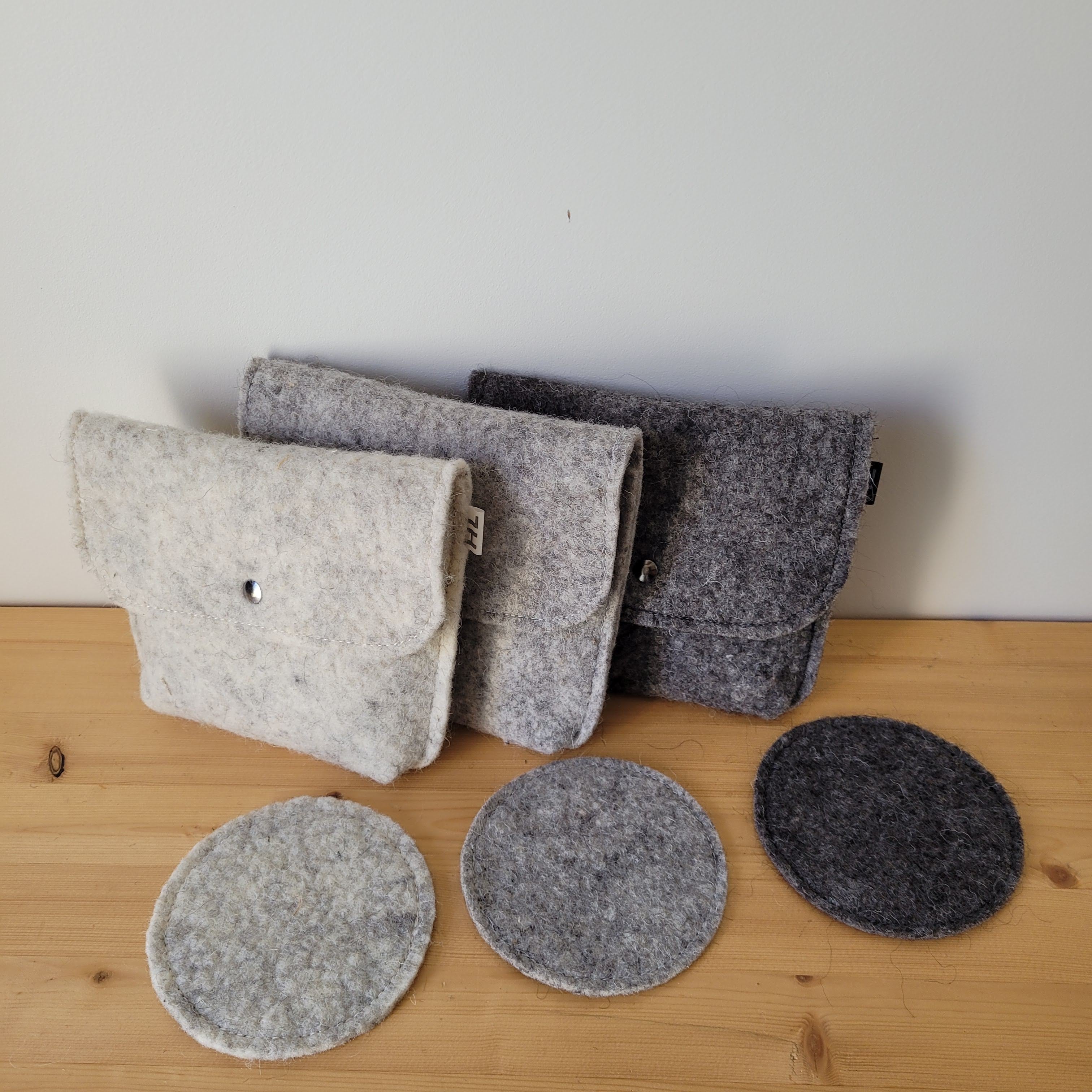 Ensemble de 6 sous-verres et pochette de rangement