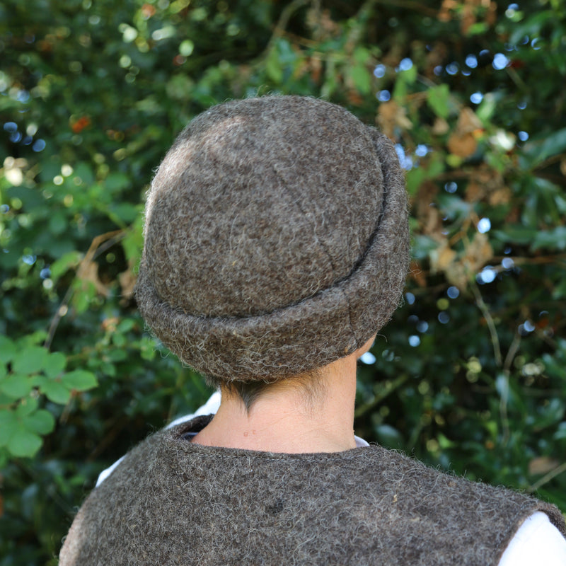 Bonnet en feutre de laine doublé