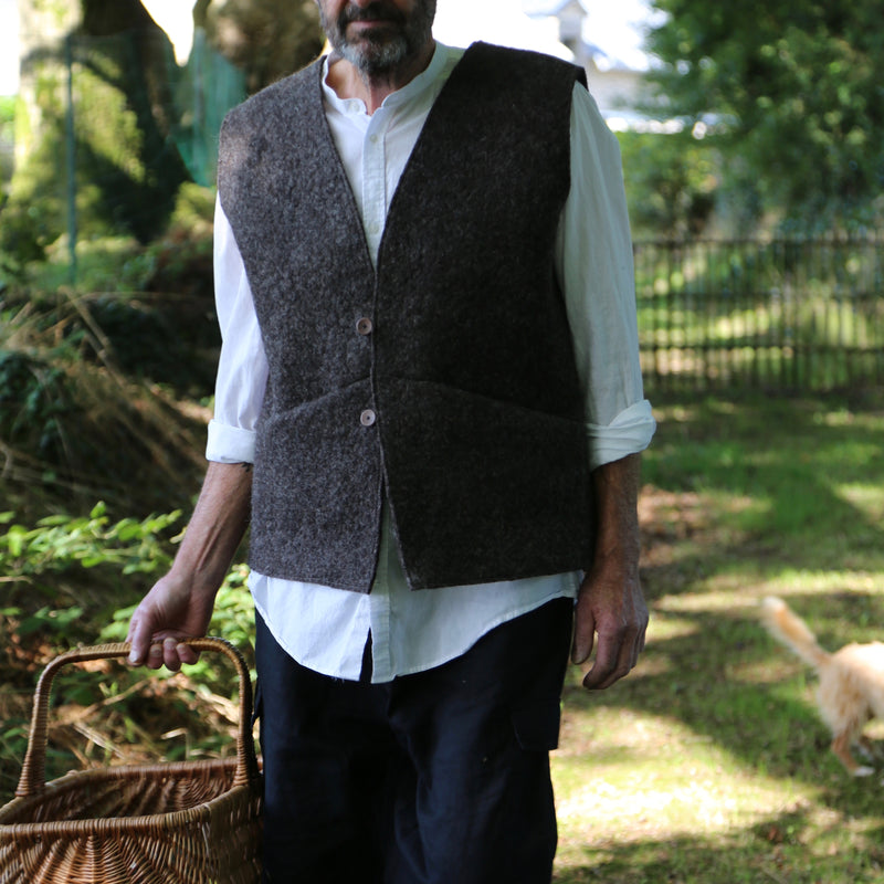 Gilet de berger Michel /modèle homme / coloris gris foncé