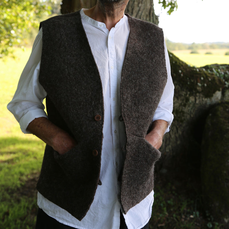 Gilet de berger Michel /modèle homme / coloris gris foncé