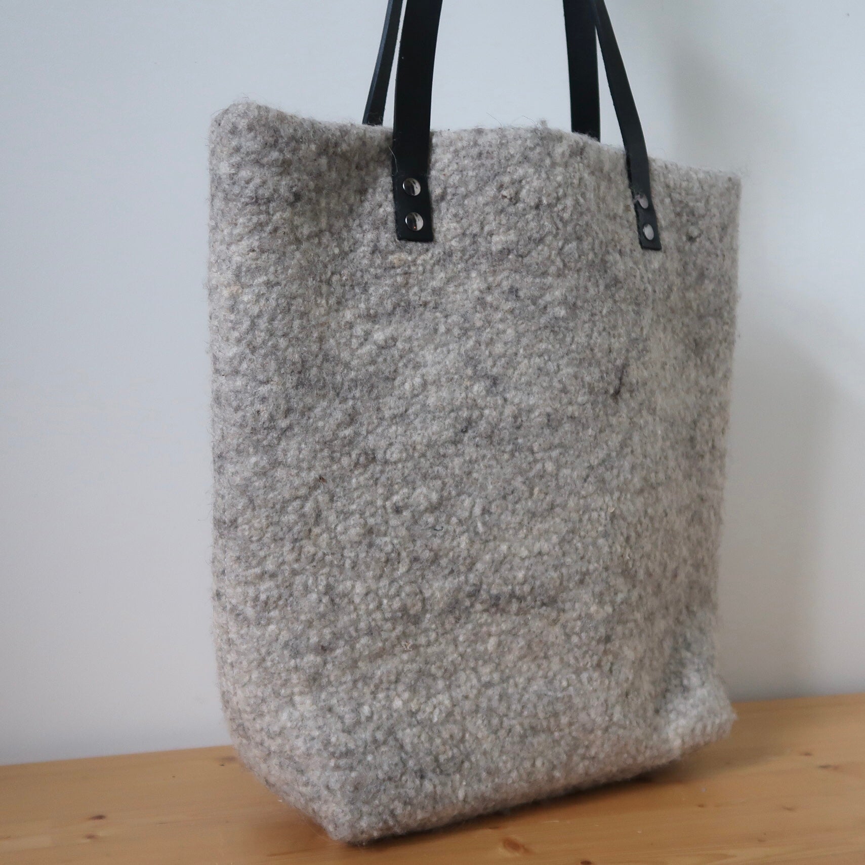 Sac cabas haut en feutre de laine