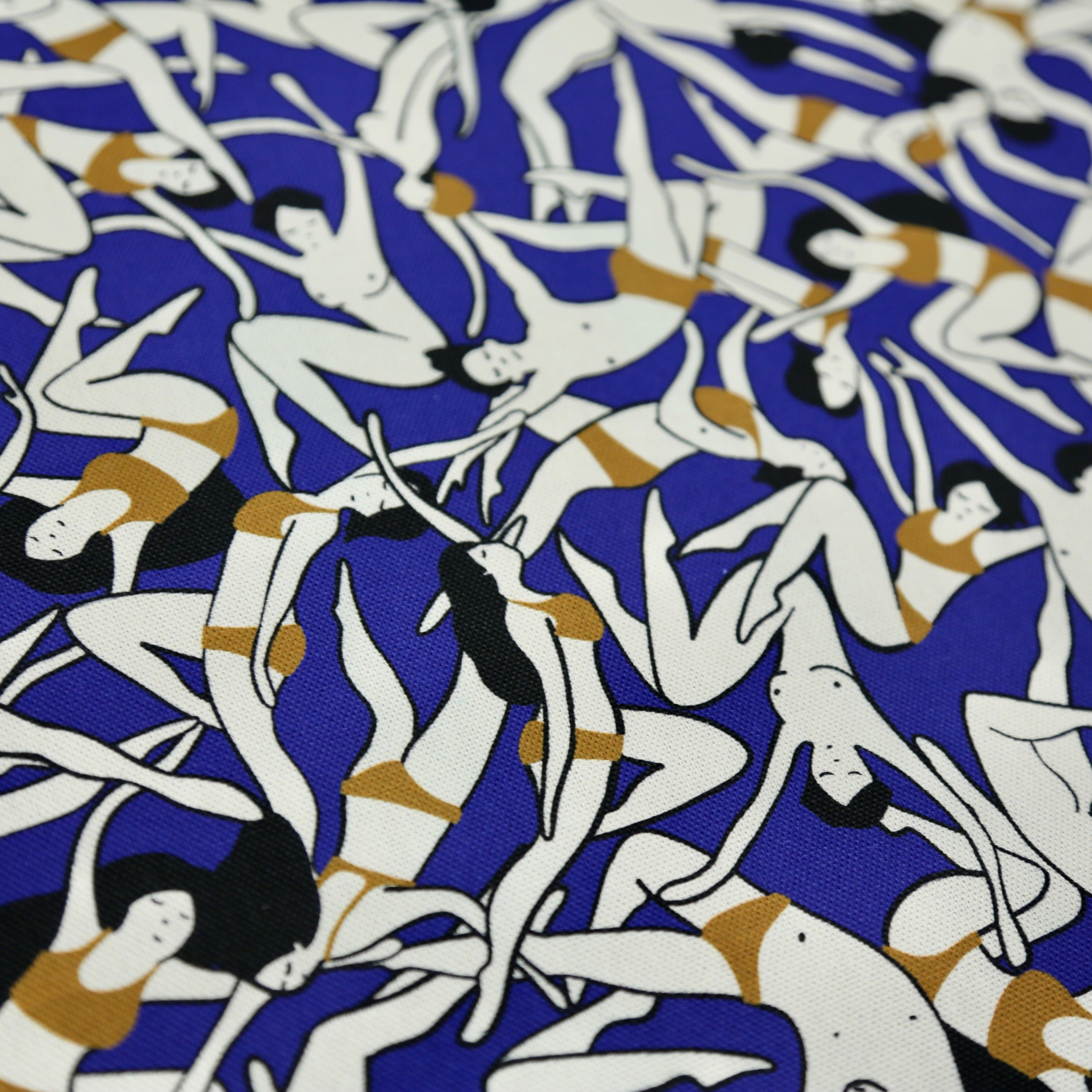 Tissu demi-natté, Baigneurs bleu foncé