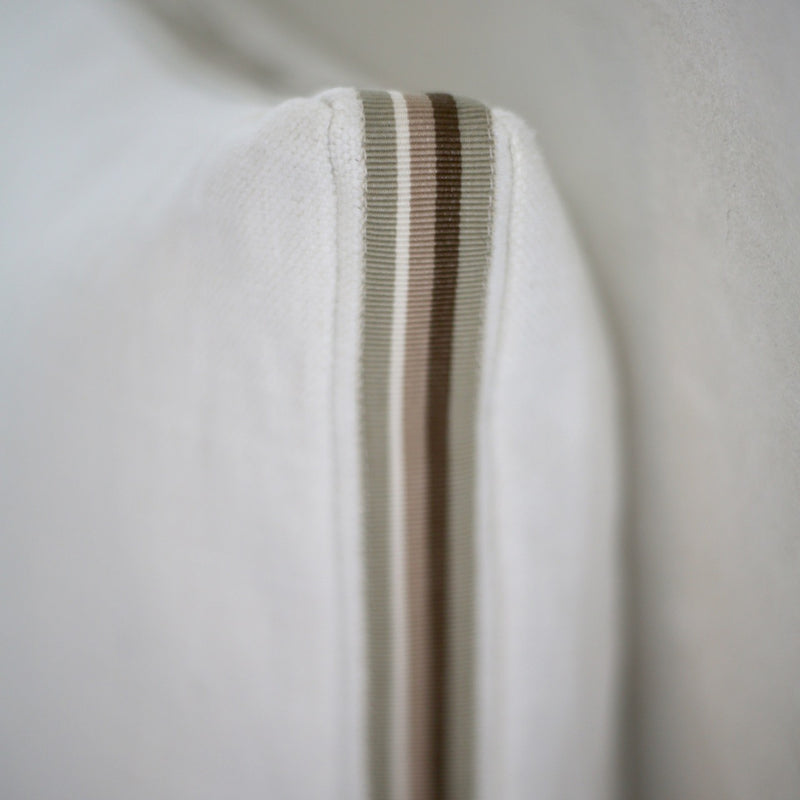Coussins en lin, déhoussables, intérieur plumes - Format 60 x 60cm