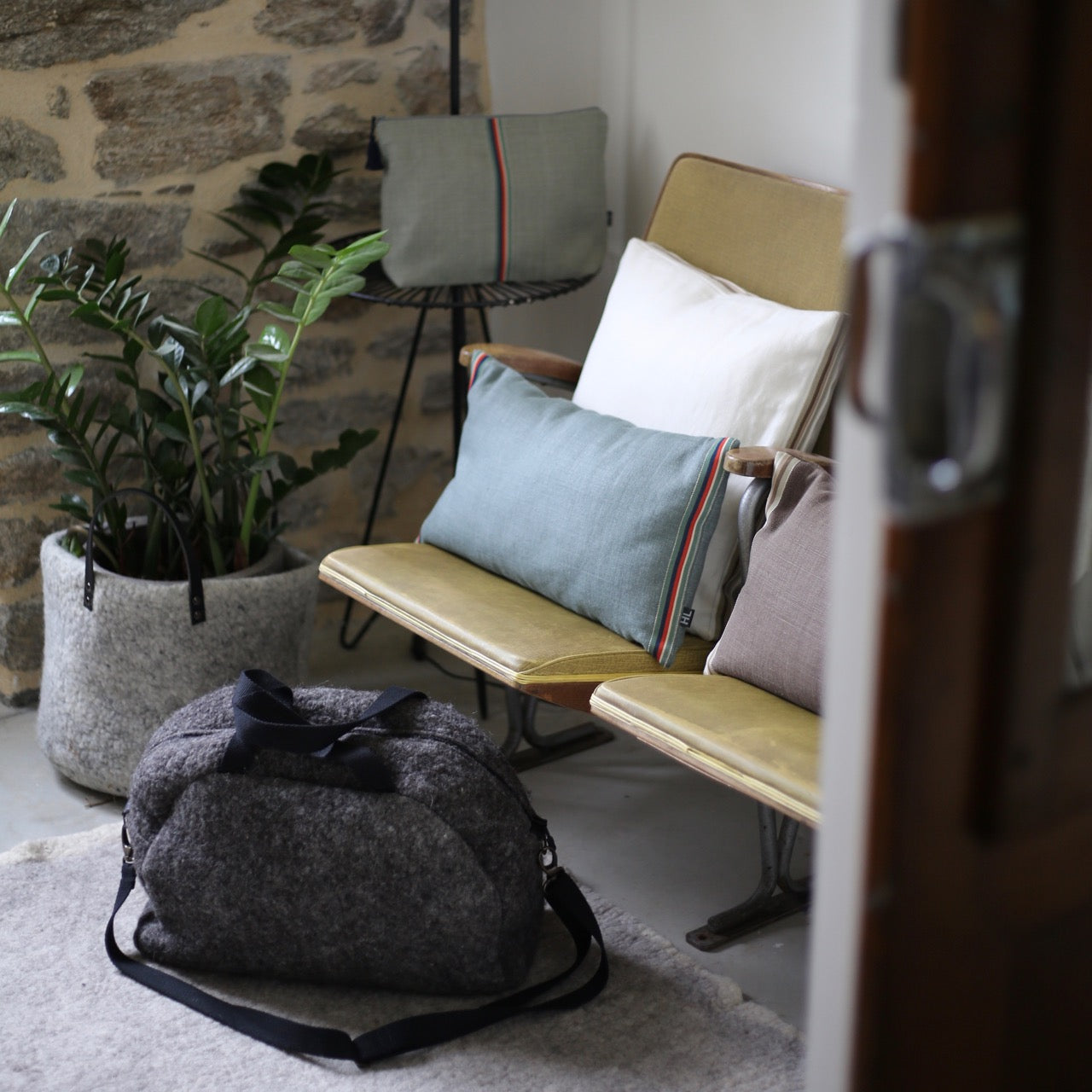 Coussins en lin, déhoussables, intérieur plumes - Format 30 x 50cm