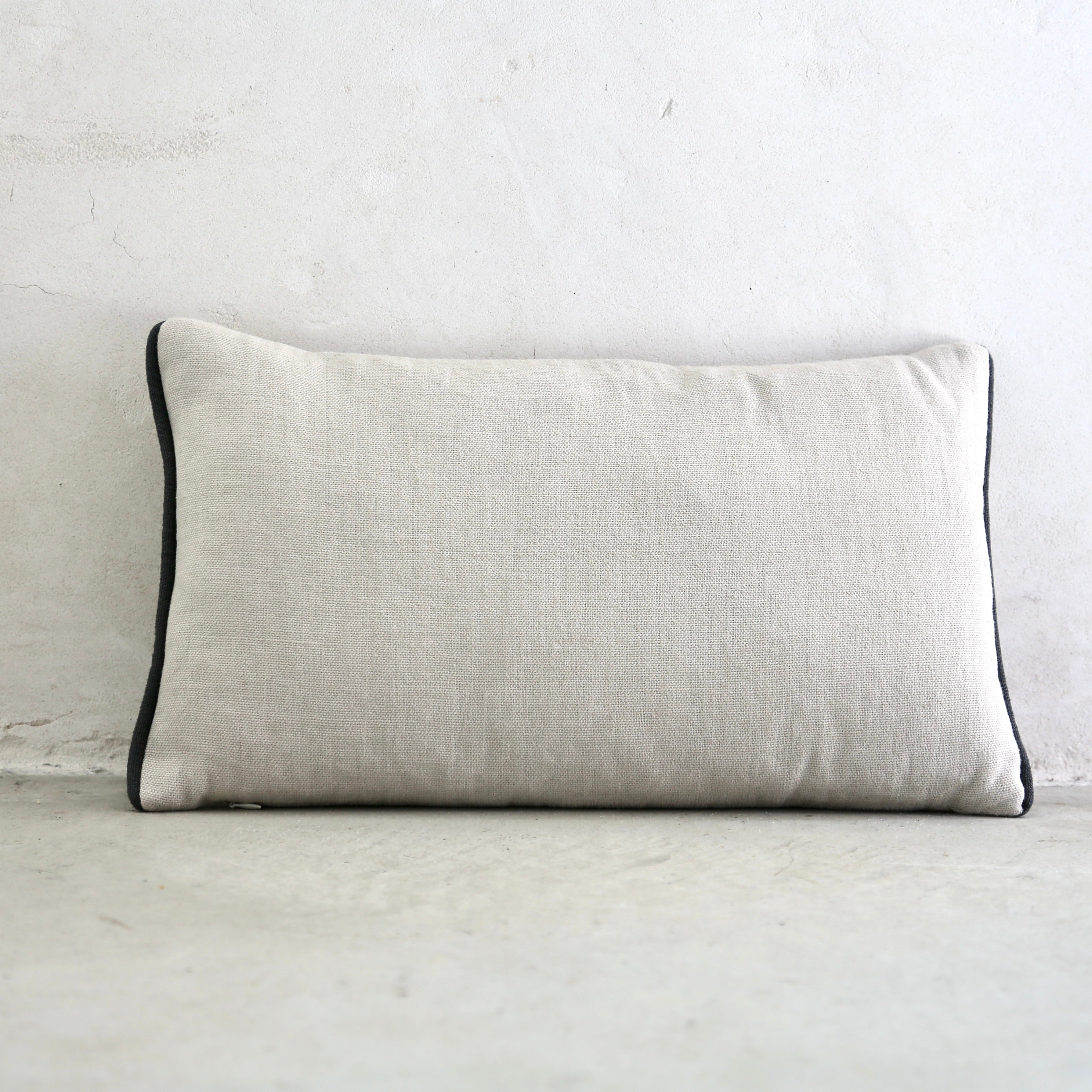 Coussin rectangle en lin
