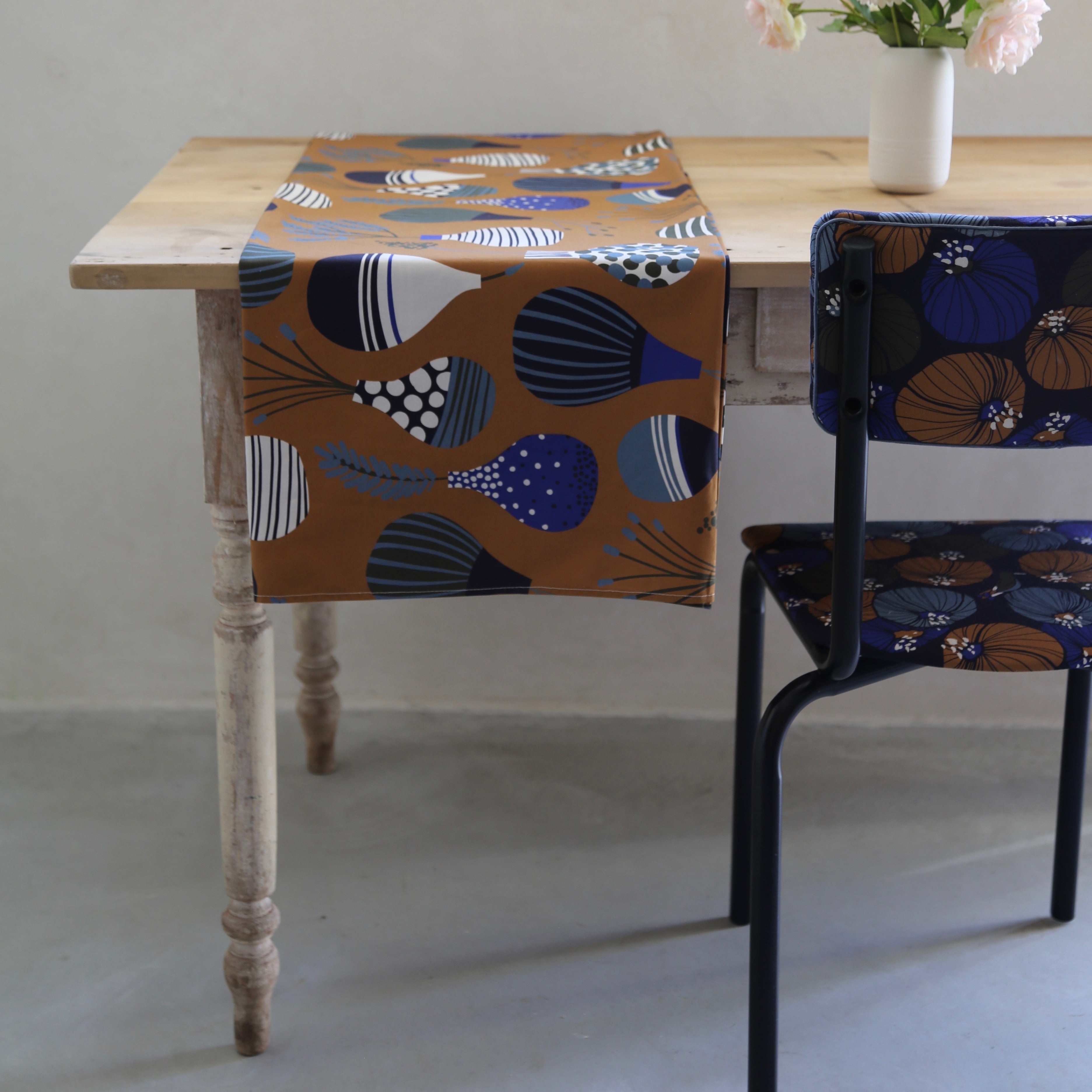 Tissu Cretonne, Vasa camel